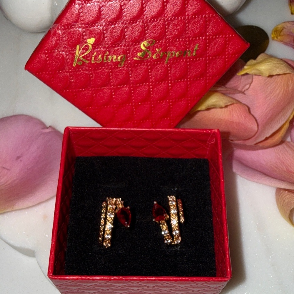 Snake EarCuff
